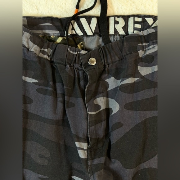 Avirex men’s camouflage camo tactical utility streetwear waist size 40 - Picture 6 of 14